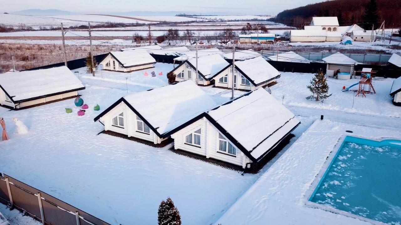 Canada Berehove  Exterior photo